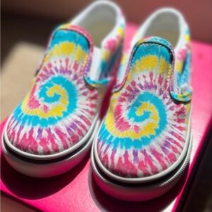 *New* Toddler Girl Tie-Dye Low Top Vans Size 9.0 Rainbow/Multi-Colored